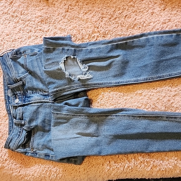Distressed skinny Jeans - Picture 5 of 9